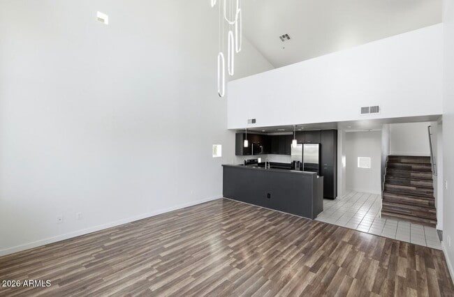 Building Photo - 1111 W University Dr