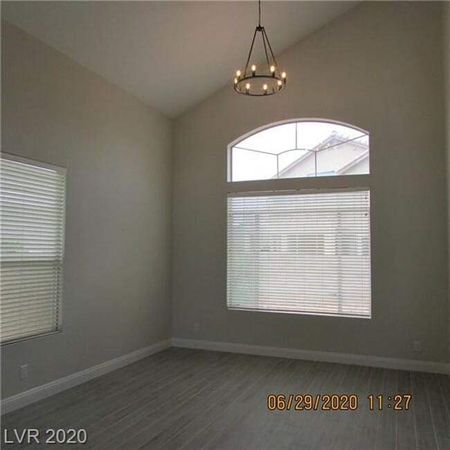 Foto del edificio - Beautiful 3 Bedroom/2.5 Baths in Summerlin