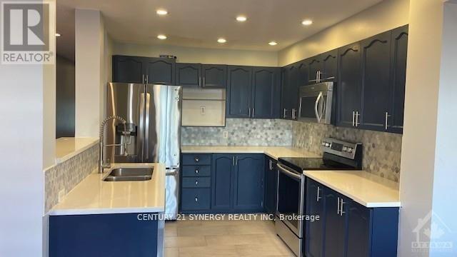 Building Photo - 13 Barnstone Dr