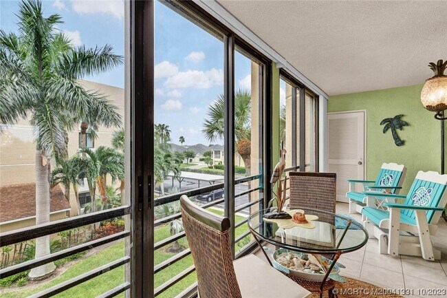 Foto del edificio - 3392 NE Causeway Blvd