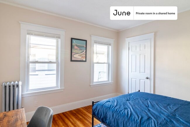 Photo - Private bedroom in 6 bed/2 bath Home
