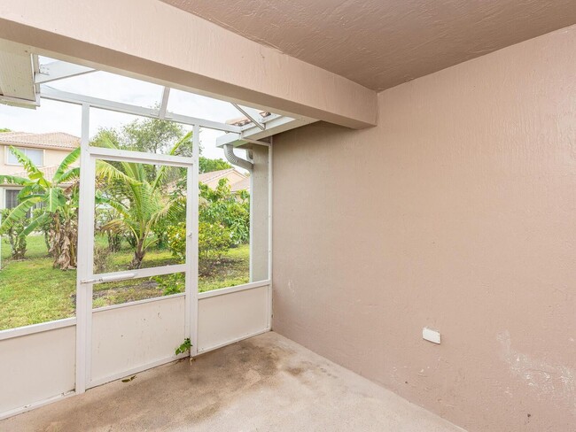Foto del edificio - 4176 Pine Ridge Ln