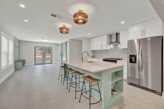 Building Photo - 1017 W Martin Luther King Dr