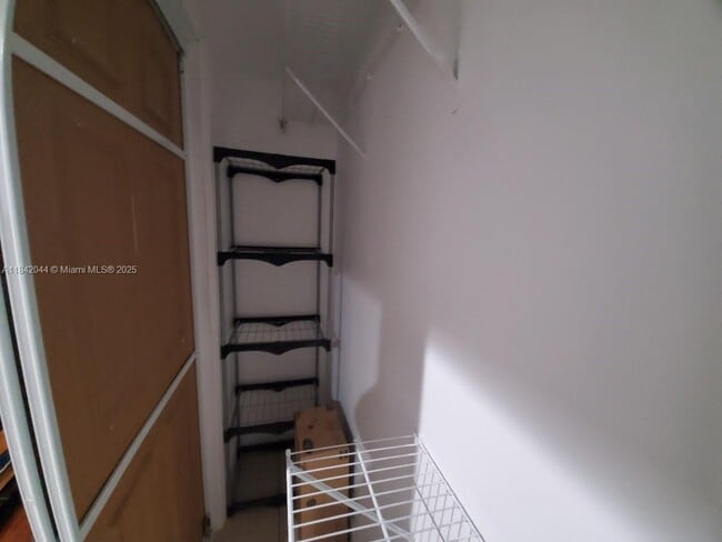 Building Photo - 16025 SW 53rd Terrace