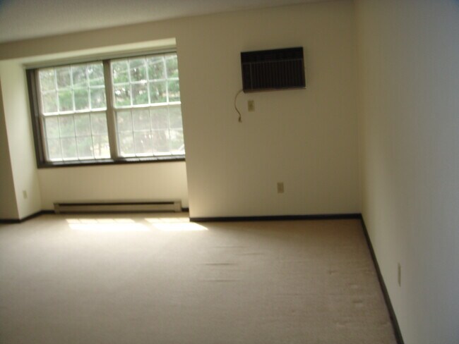 SALA DE ESTAR - 27 Woodhill Ct