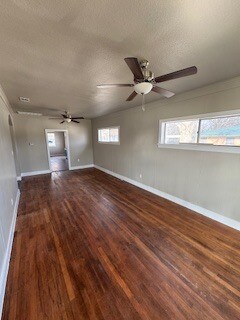 Área de estar - 1206 Walnut St