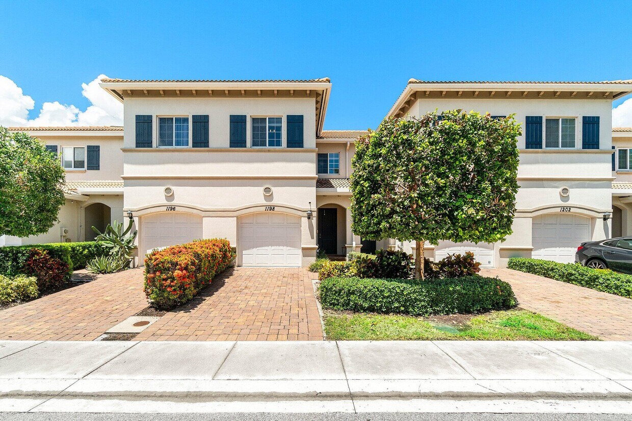 Foto principal - 1198 Paisley Ct