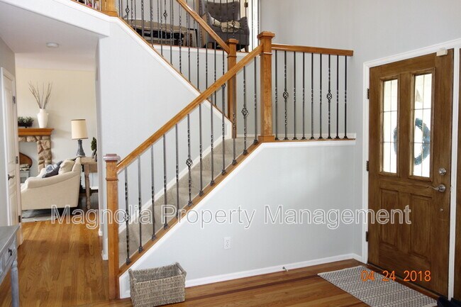 Foto del edificio - 9524 Pinebrook Way