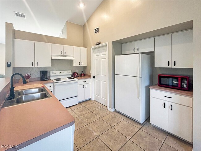 Foto del edificio - 1005 SW 18th Ave