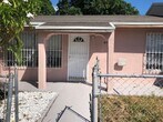 Foto principal - 4455 NW 185th St