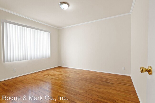 Building Photo - 1 br, 1 bath Apartment - 2015 -2019 4th St...