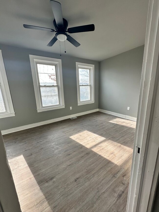 Photo - Charming 3-bedroom, 1-bathroom home located in the Cylburn Community