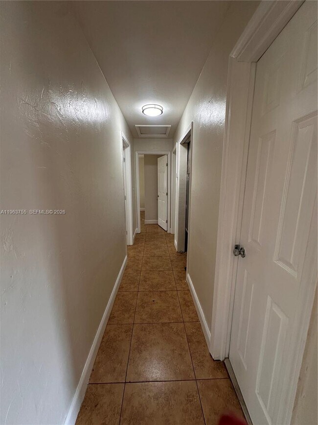 Foto del edificio - 180 Penn Way