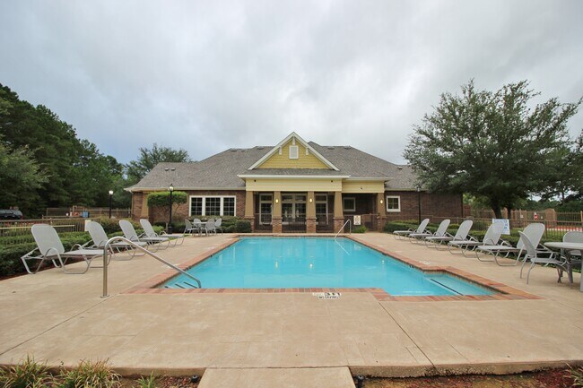 Piscina - Churchill At Longview