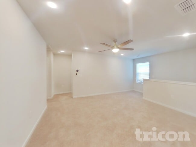 Building Photo - 14918 Macadamia Ln