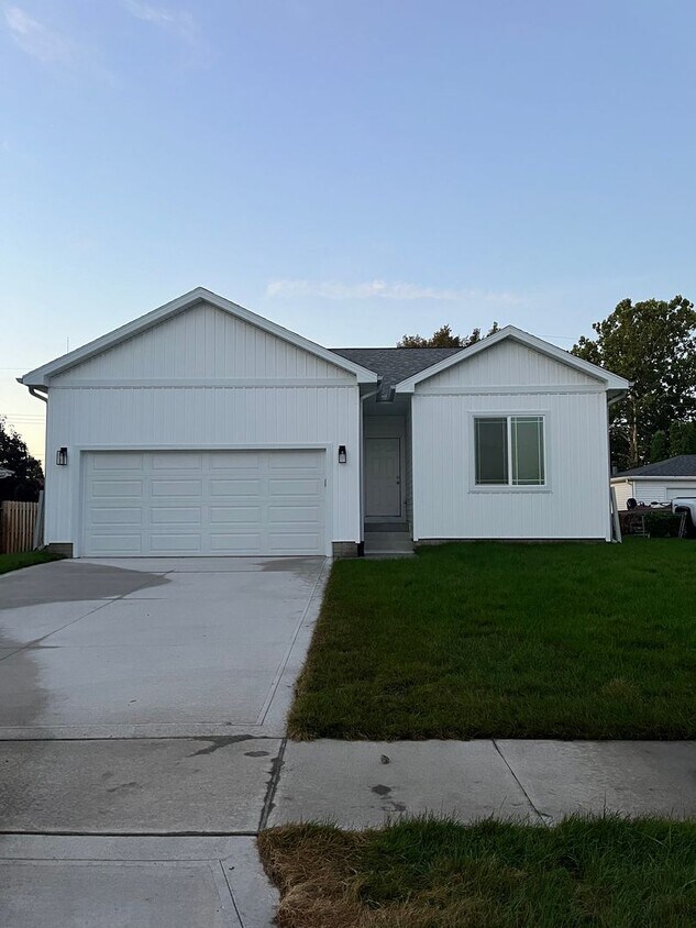 Primary Photo - New Construction 3 Bedroom Home in Establi...