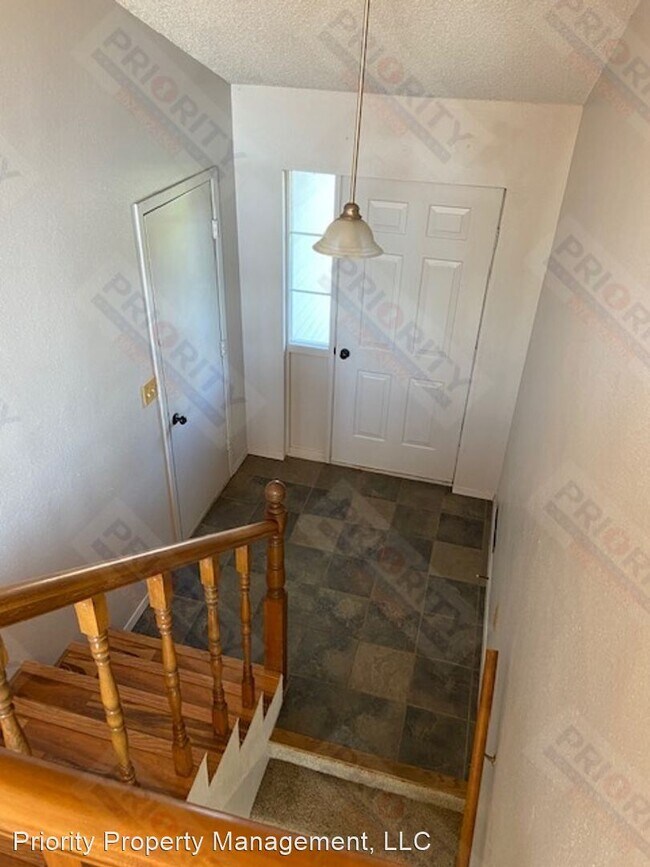 3 br, 2 bath House 6702 Sleepy Hollow Blvd House Rental in Gillette