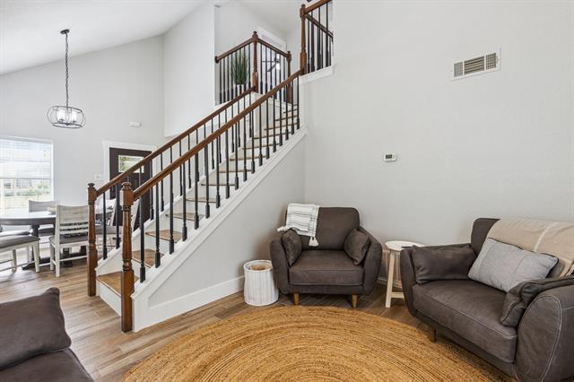 Foto del edificio - 2545 Forest Park Dr