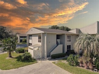 Building Photo - 428 Windrush Bay Dr