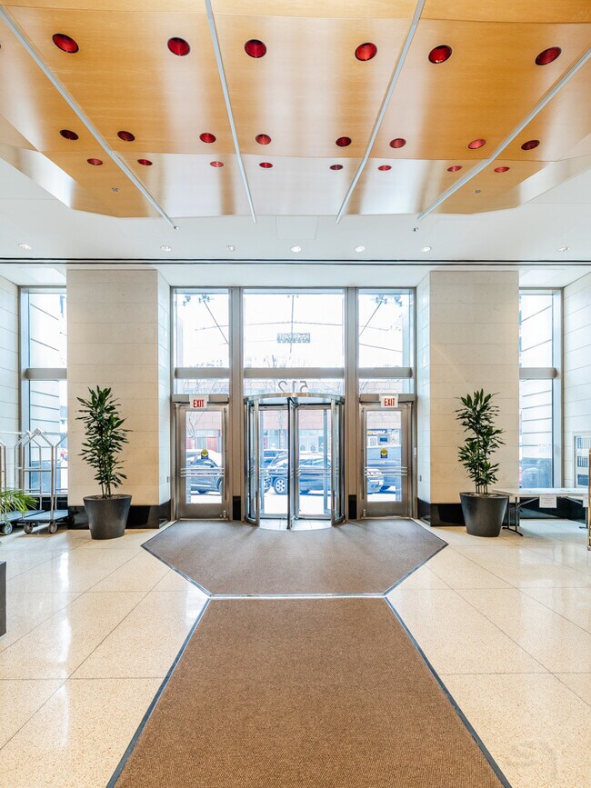 Foto del edificio - 512 N McClurg Ct