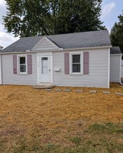 Building Photo - 738 Keller Dr