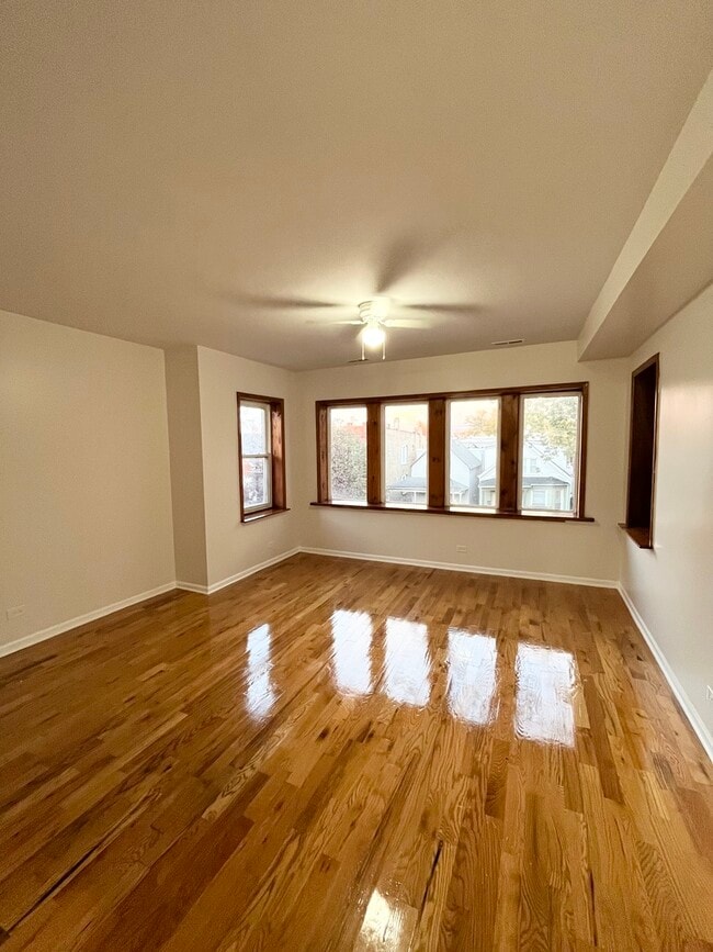 Foto del edificio - 1530 N Avers Ave