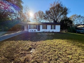 Building Photo - 2516 Medford Pl