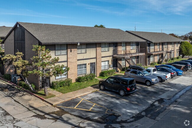 Building Photo - Sunwood Apartments