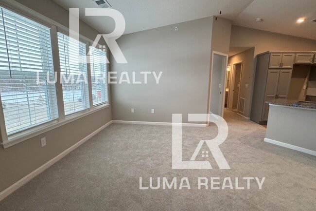 Foto del edificio - 518 Glenhaven Wy