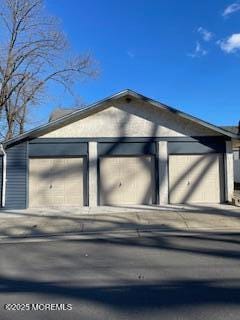 Building Photo - 835 Dunlewy St