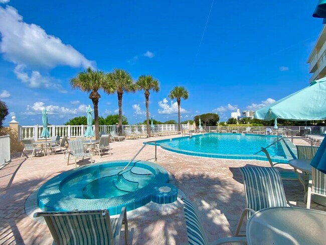 Foto del edificio - 6650 Sunset Way