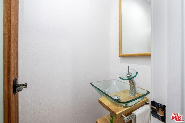 Building Photo - 28711 California 1 Apt #30, Malibu, CA 902...