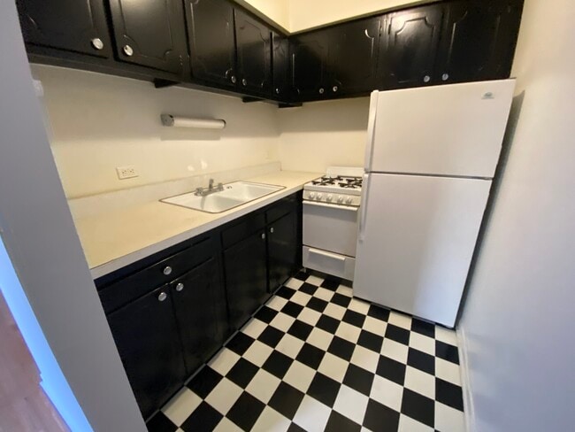 Foto del edificio - 516 W Melrose St