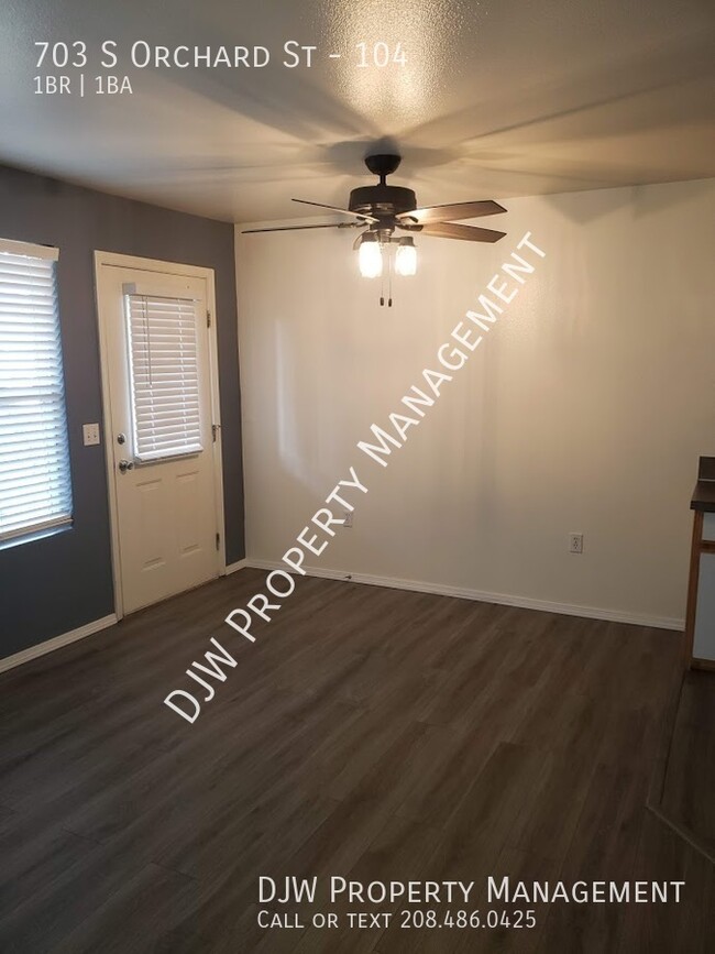 Foto del edificio - Central Boise Location at Streamside Apart...