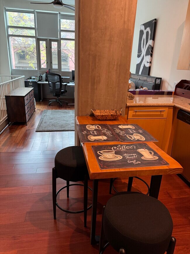 Foto del edificio - 801 Ash St