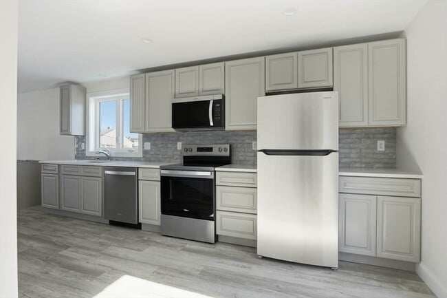 Photo - 23 Blake St House