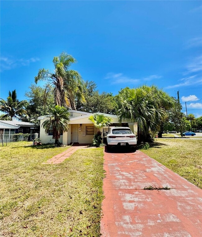Foto del edificio - 2100 NE 173rd St