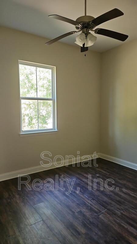 Building Photo - 4846 Camelia St