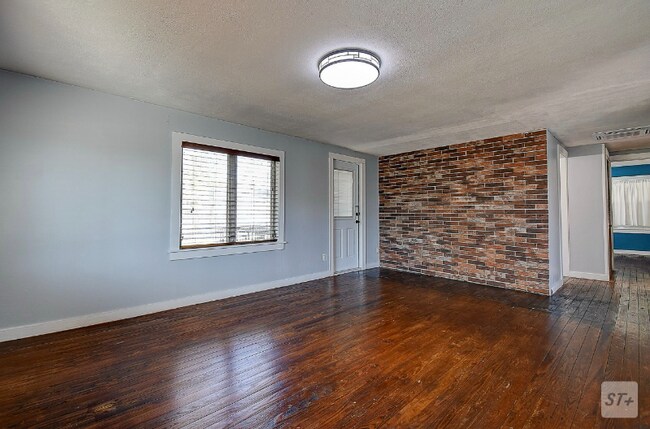 Foto del edificio - 3801 40th Ave N