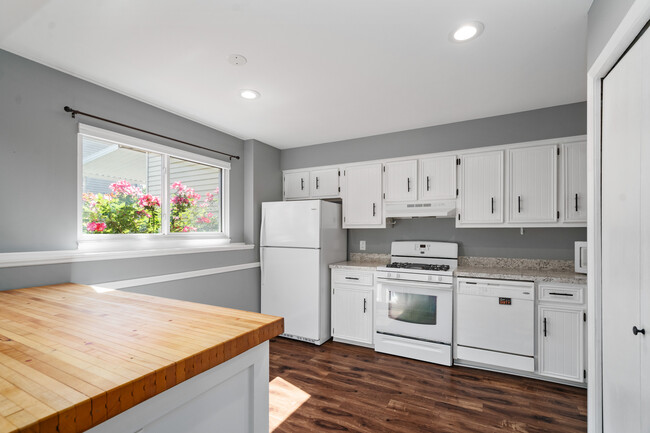 Light abounds with large kitchen - 223 E Division St