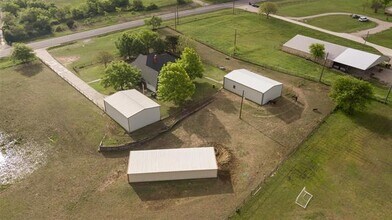 Building Photo - 3500 W Farm to Market 5