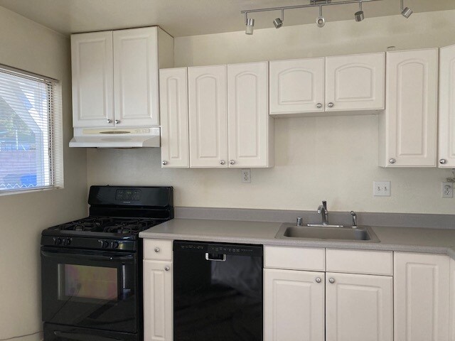 Building Photo - 4651 Adam Rd