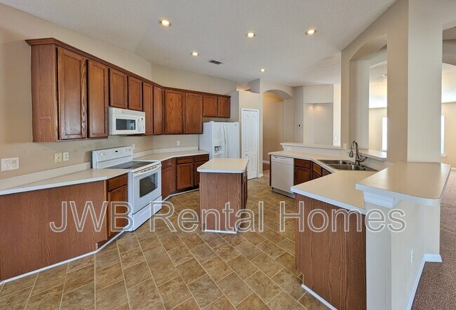 Foto del edificio - 268 Johns Glen Dr