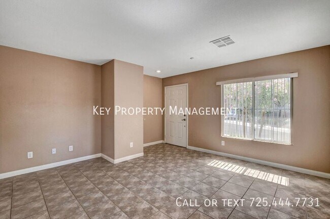 Building Photo - COZY 2 BEDROOM 2 1/2 BATH HOME