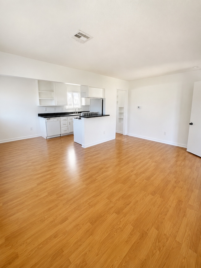 Building Photo - 241 S La Alameda Ave