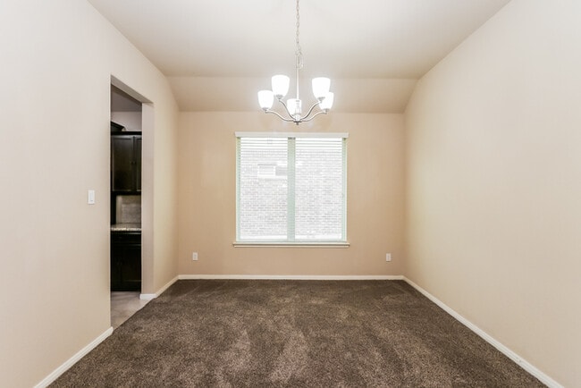 Building Photo - 3526 Cambridge Falls Dr