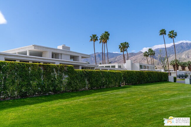 Foto del edificio - 940 E Murray Canyon Dr
