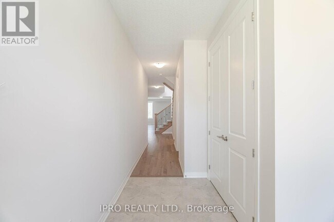 Building Photo - 53 Robert Wyllie St