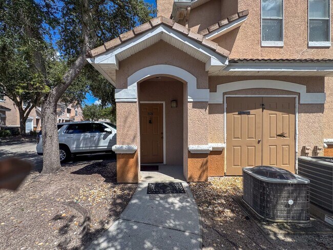 Building Photo - 10561 Villa View Cir