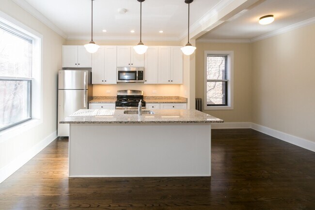 Foto del edificio - 1360 E 52nd St